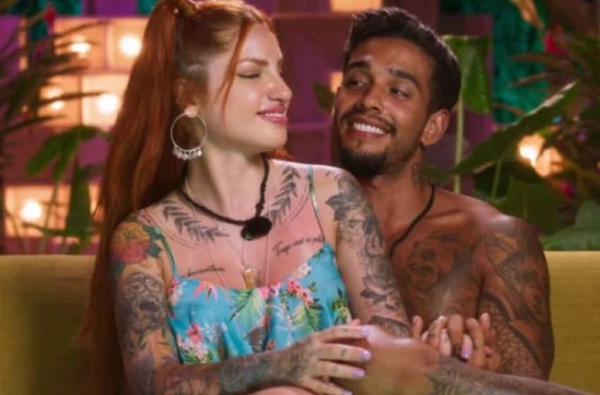  Casal leva multa de R$200 mil reais por fazer sexo demais em reality da Netflix