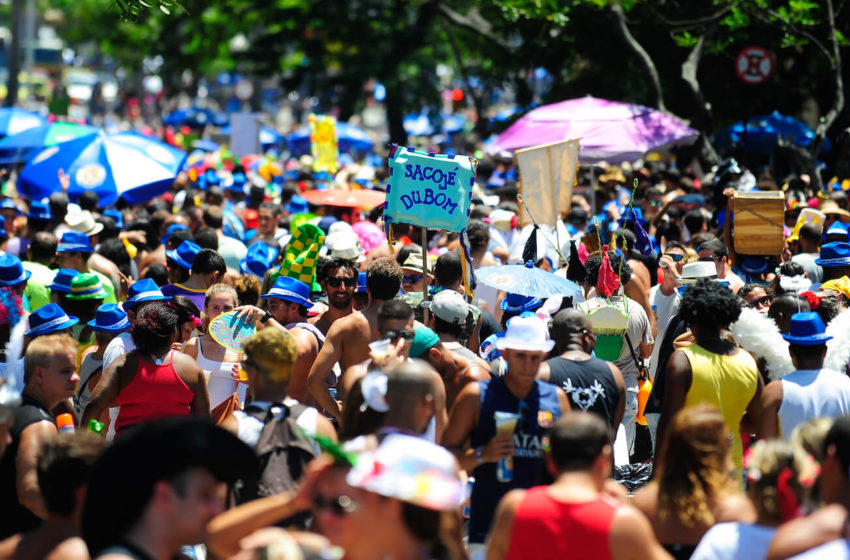  Rio de Janeiro planeja 40 dias de Carnaval de rua em 2022