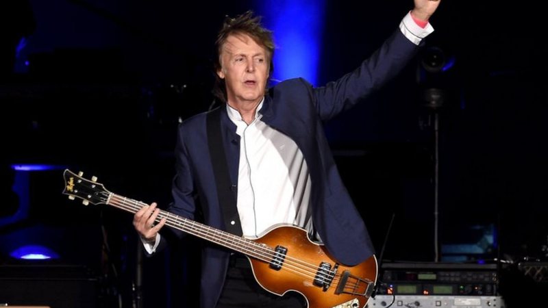  Paul McCartney esconde plantações de maconha para adolescentes não roubarem