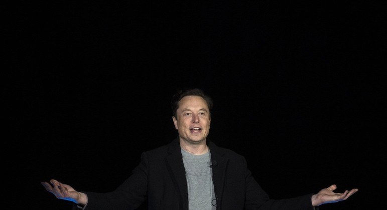  Elon Musk pretende demitir 75% dos funcionários do Twitter, diz jornal