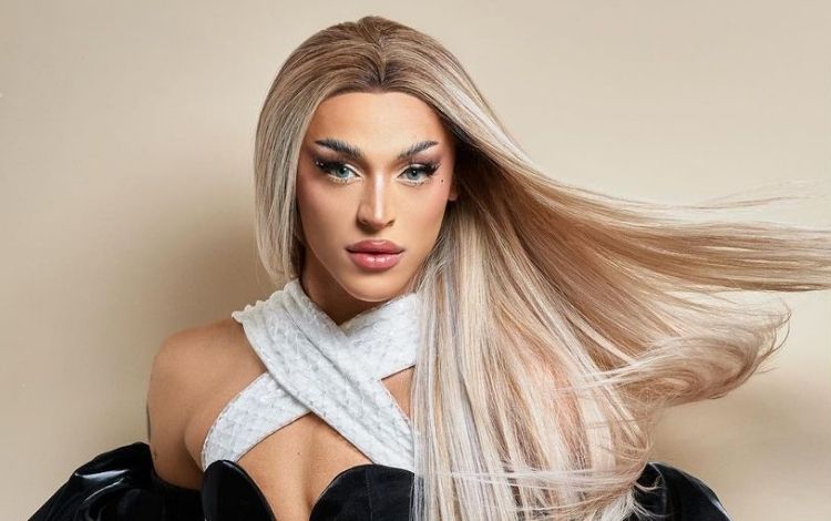  Pabllo Vittar recebe apoio após fazer desabafo envolvendo hit de Zé Felipe: ‘YouTube homofóbico’