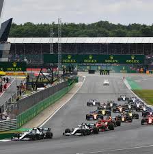  Sainz vence GP da Inglaterra e conquista primeira vitória da carreira na F1