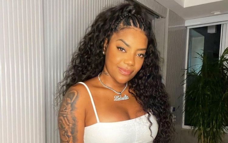  Ludmilla revela que já recusou maconha de Rihanna durante festa: ‘Oportunidade que perdi’