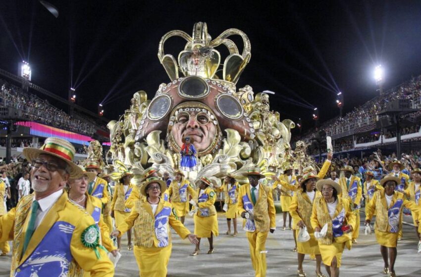  A musa mais criticada do carnaval